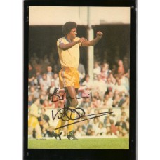 Signed picture of Viv Anderson the Nottingham Forest footballer 